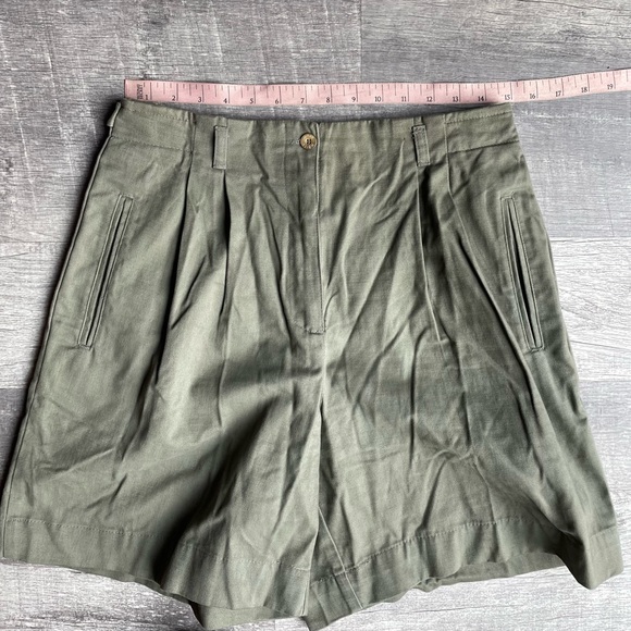 White Stag High Wasted Shorts - Picture 4 of 8